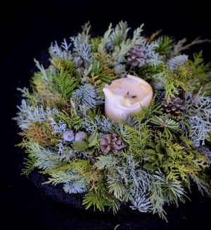 Christmas Wreath Workshop 2025 - Image 17