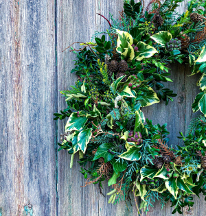 Christmas Wreath Workshop 2025 - Image 12