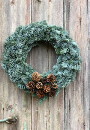Christmas Wreath Workshop 2025 - Image 31